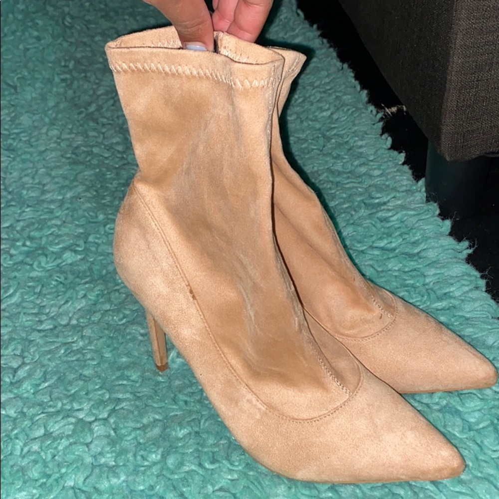 Mid ankle boots- beige